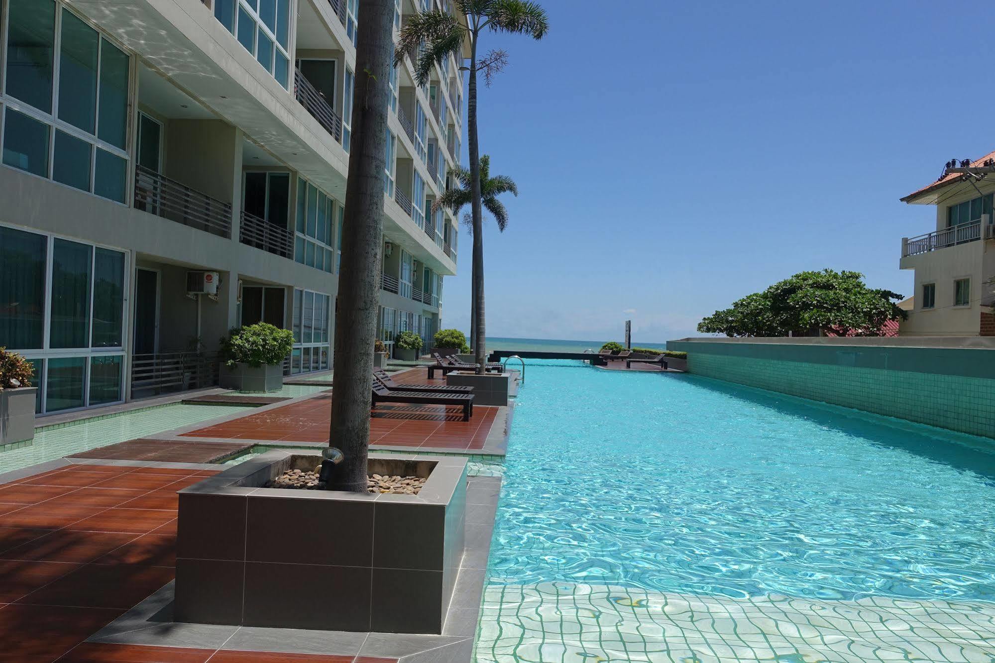 Musselana Condominium Jomtien Beach Extérieur photo